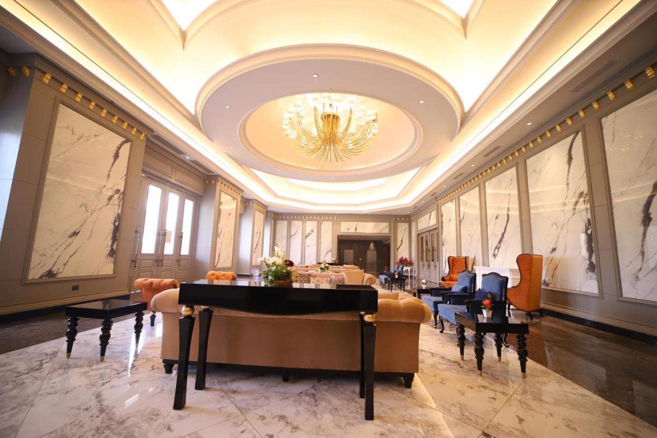 Hotel Abha Grand Alīgarh Extérieur photo