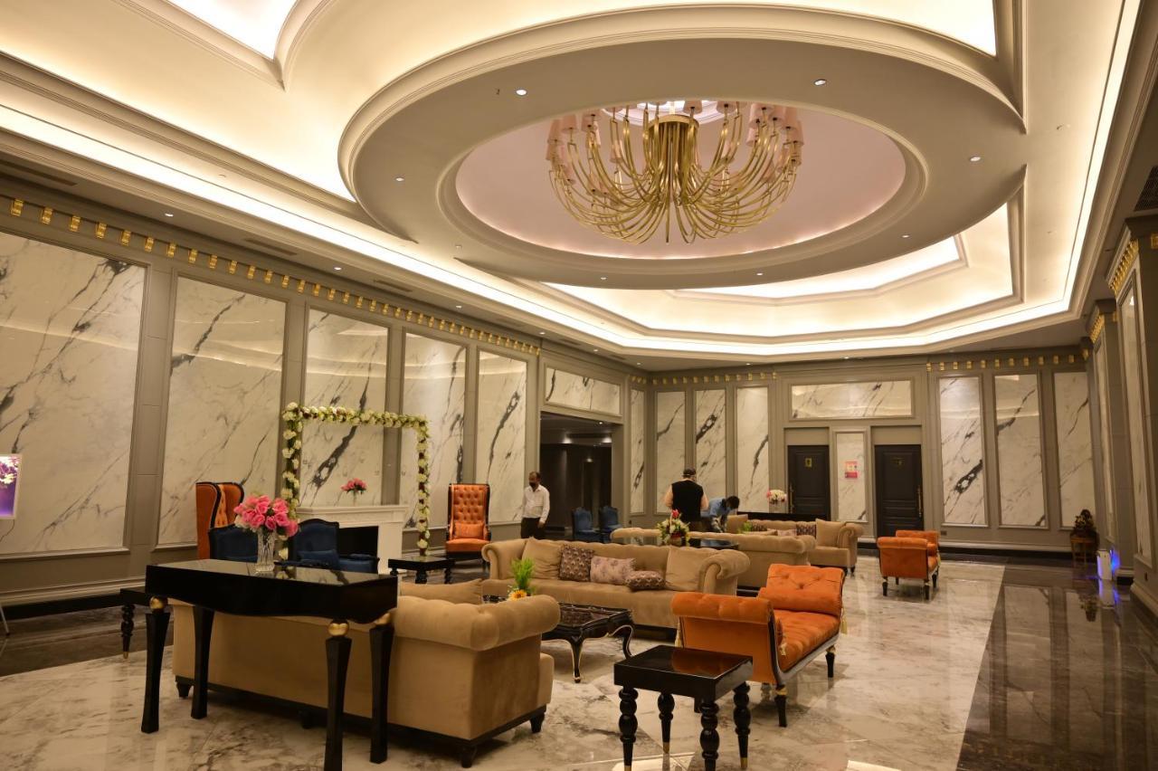 Hotel Abha Grand Alīgarh Extérieur photo